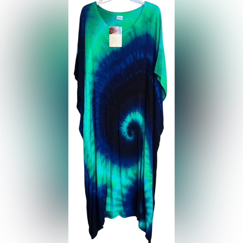Vibrant Tie-Dye NWT Maxi Dress Mamashome DHARMA Trading Co.Rayon Reg. One Size